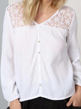 POL Bubble Sleeve Gauze Knit Lace Detail